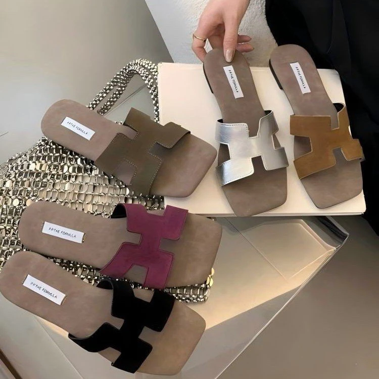 2025新款爆款网红磨砂软底拖鞋女夏季外穿时尚方头防滑平底沙滩鞋