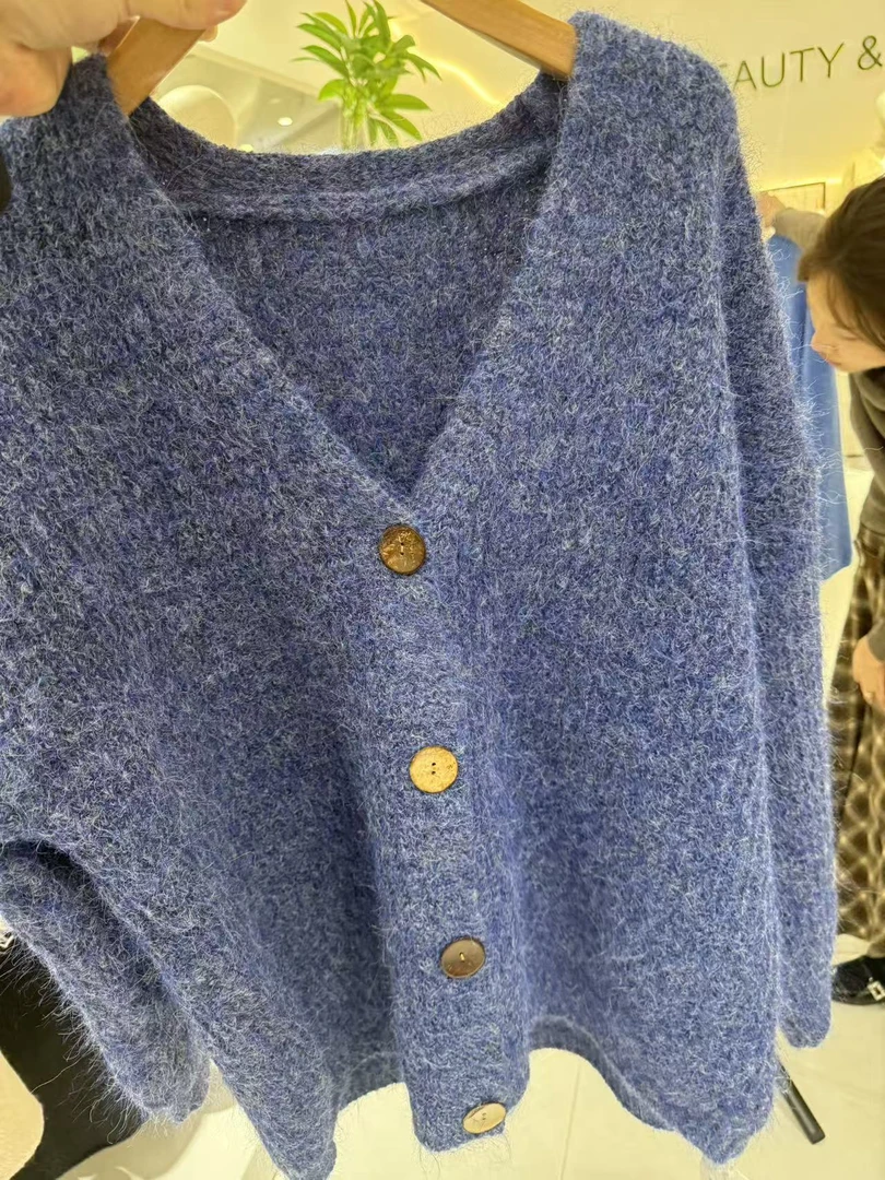 不褪色V领10089秋季针织毛针织衫百搭时尚针织衫上衣