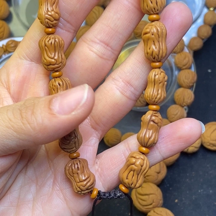 桃核吊坠秦岭龙纹桃核15尺寸