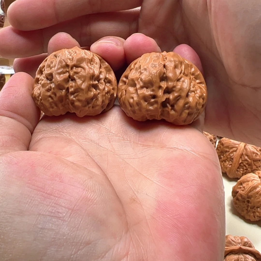 ม***ร文玩核桃把件蛤蟆头