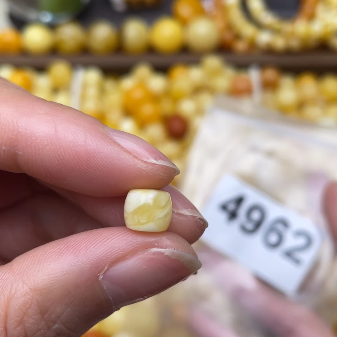 蜜蜡珠宝奇石未镶嵌8