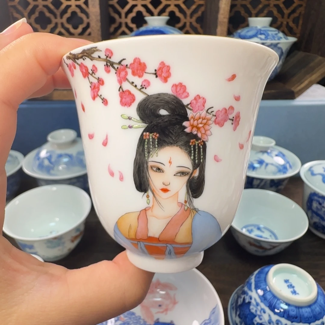 景德镇手绘釉上彩主人杯