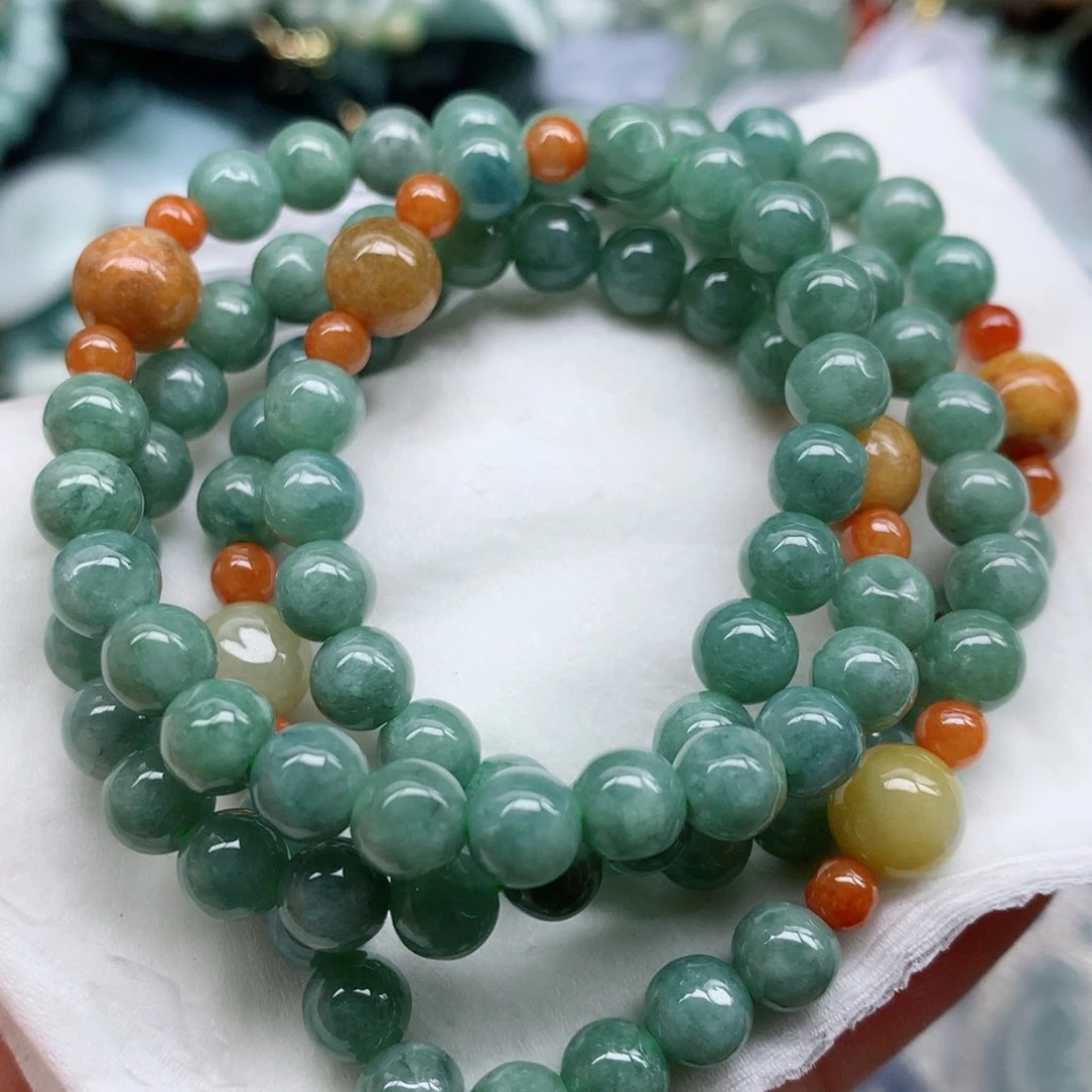 翡翠颈饰未镶嵌手串