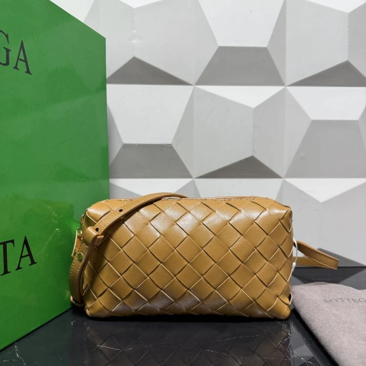 95新/葆蝶家/C14049968107/[251111ELAW]