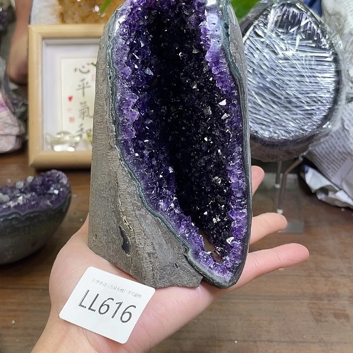 未镶嵌大型摆件（非配饰）水晶