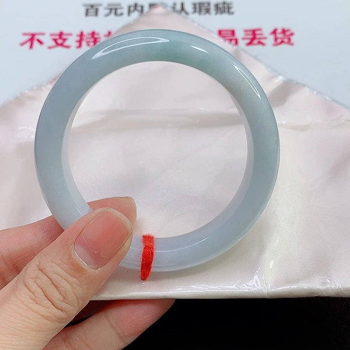 未镶嵌手镯翡翠M*U