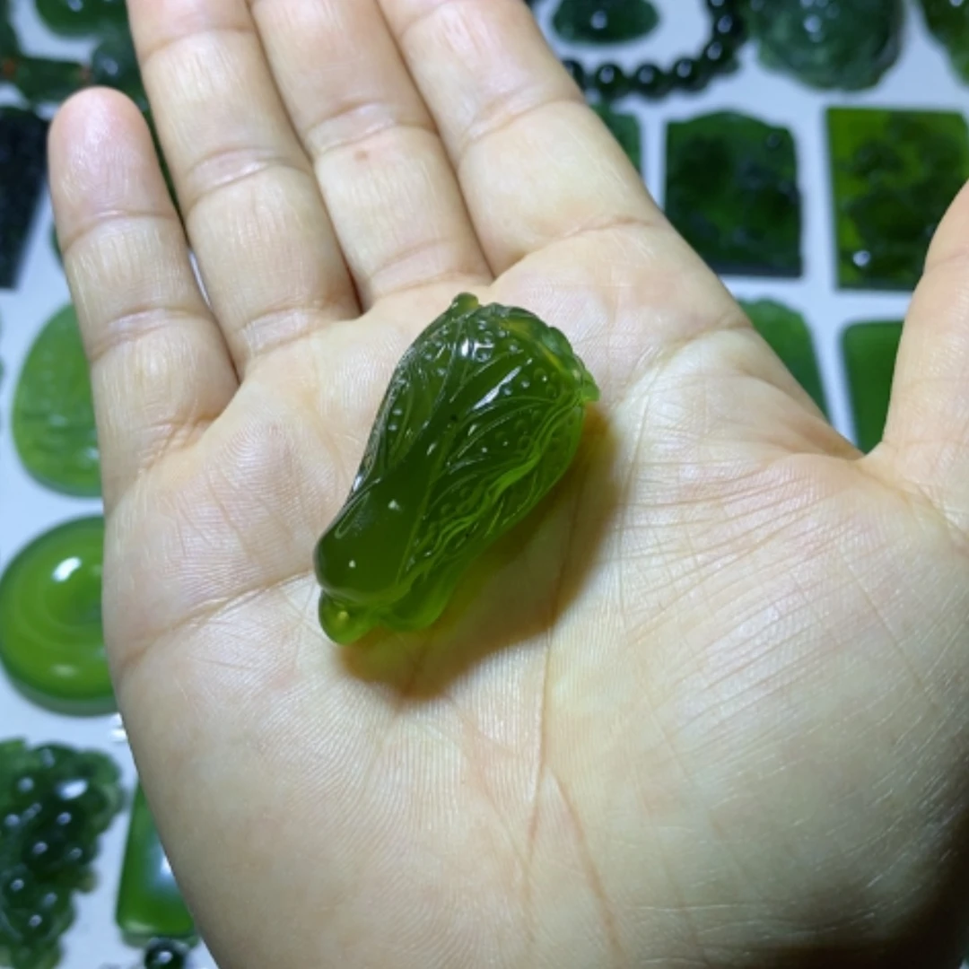 【闪购商品】未镶嵌蛇纹石玉颈饰