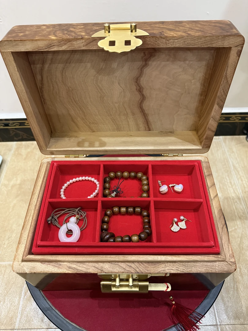 创意款大号30*20*15香樟木老料单层隔层分类首饰证件盒