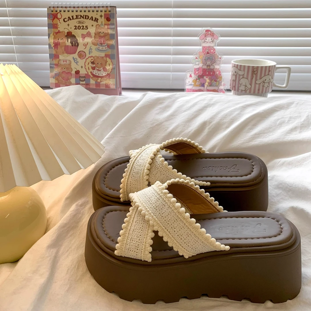 松糕厚底增高交叉带凉拖鞋女夏季外穿2025春新款波西米亚沙滩凉鞋