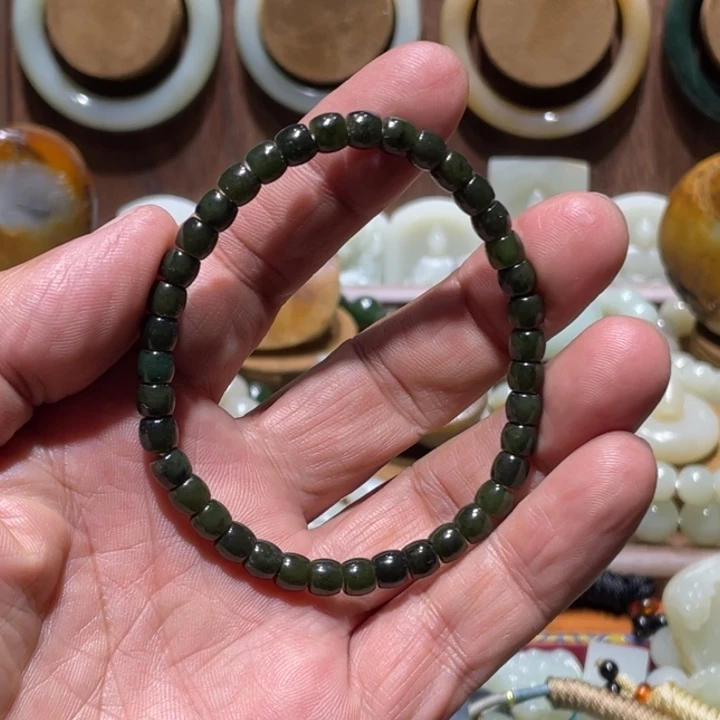 和田玉（青玉）未镶嵌手链