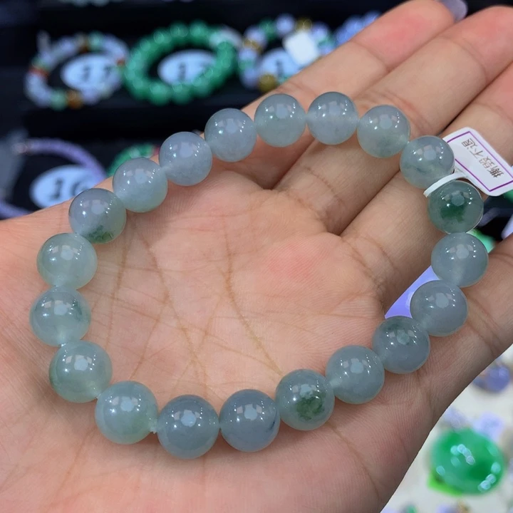 翡翠挂件未镶嵌翡翠9+