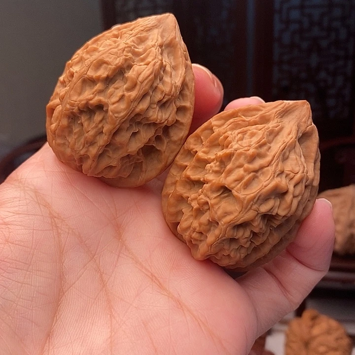 木质类吊坠鸡心38尺