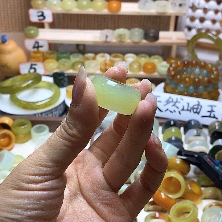 星***河未镶嵌岫玉戒圈岫玉精品指环内径 20.3