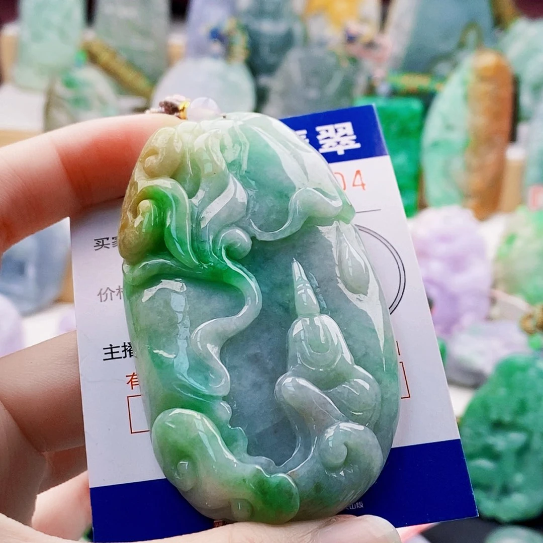 吊坠(不含链)未镶嵌翡翠