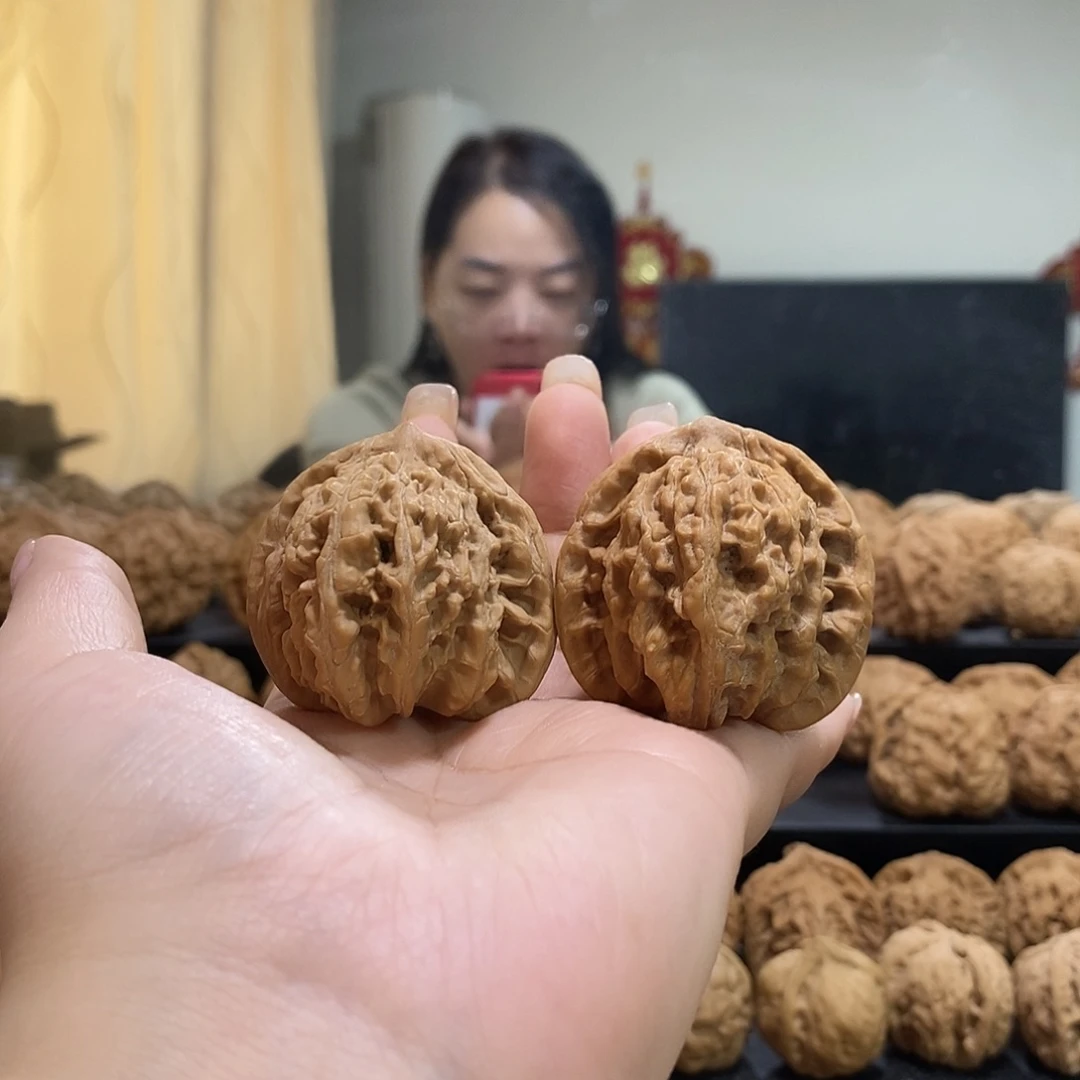 把件文玩核桃42霞云岭有反油