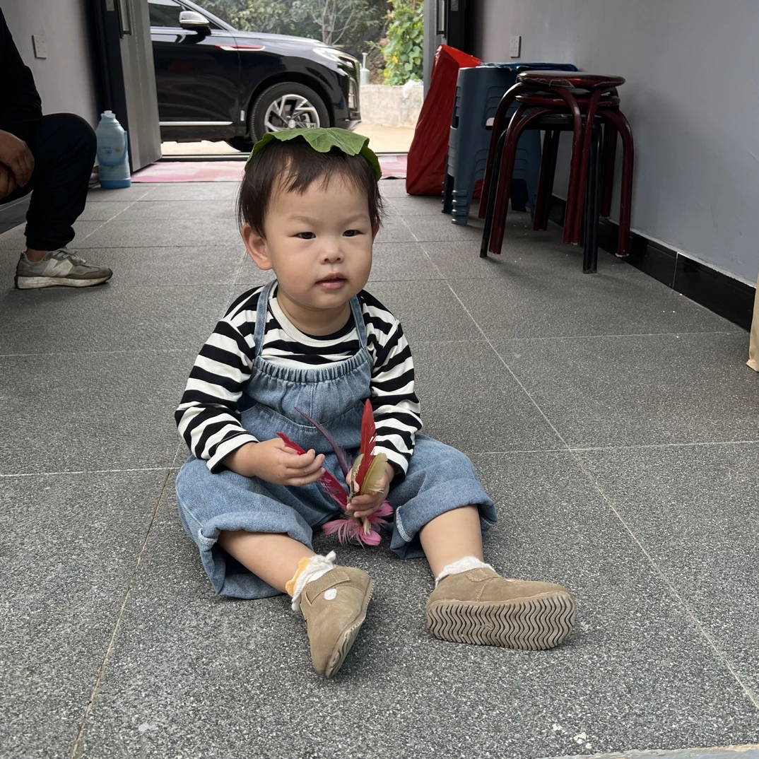 东方爬服月牙子空调服
