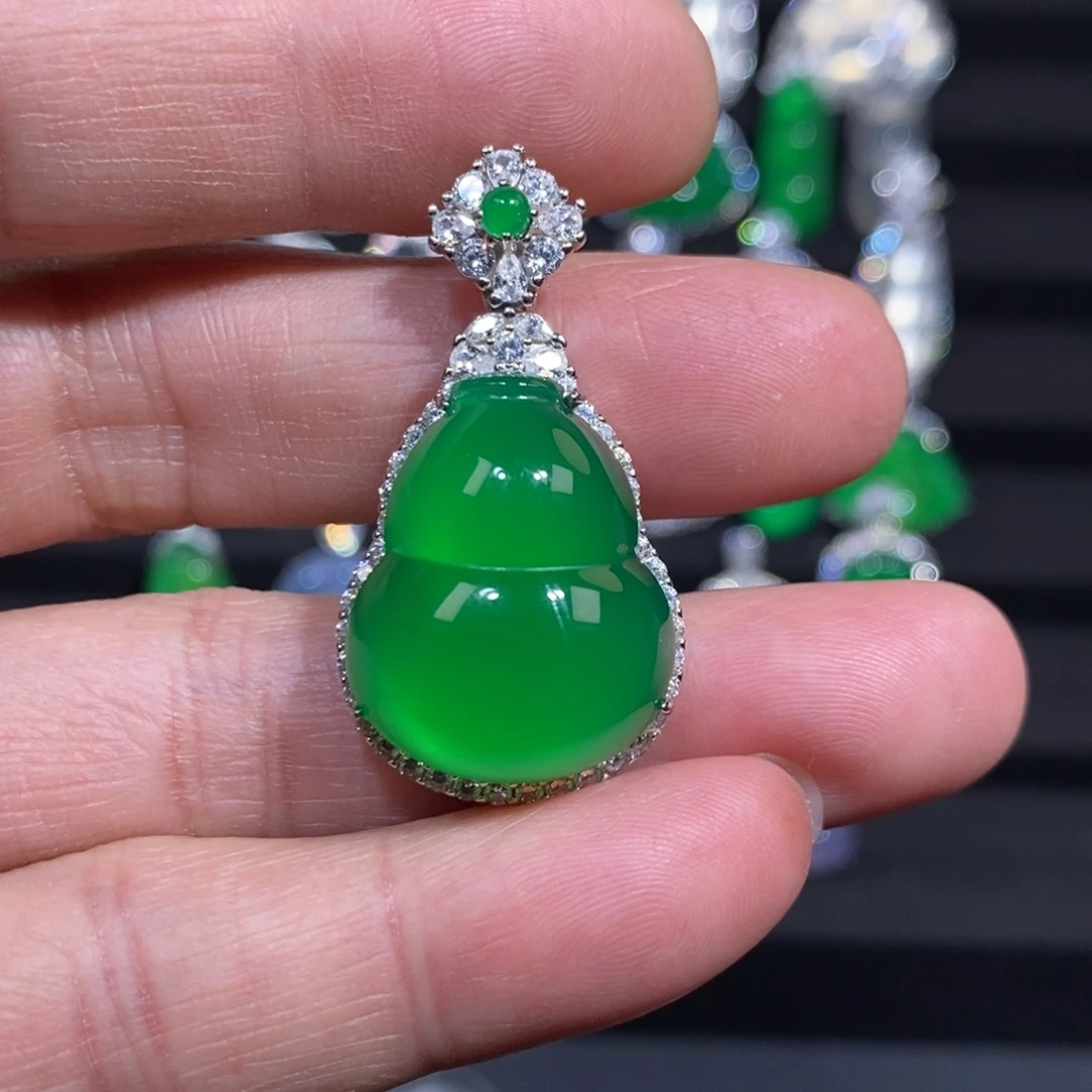 玛瑙/玉髓银S925镶嵌吊坠