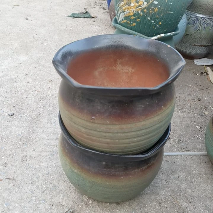 红陶口20高16瑕疵两个