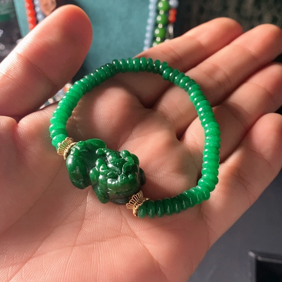 只买单纯的吊坠，没带链子，属的性质。