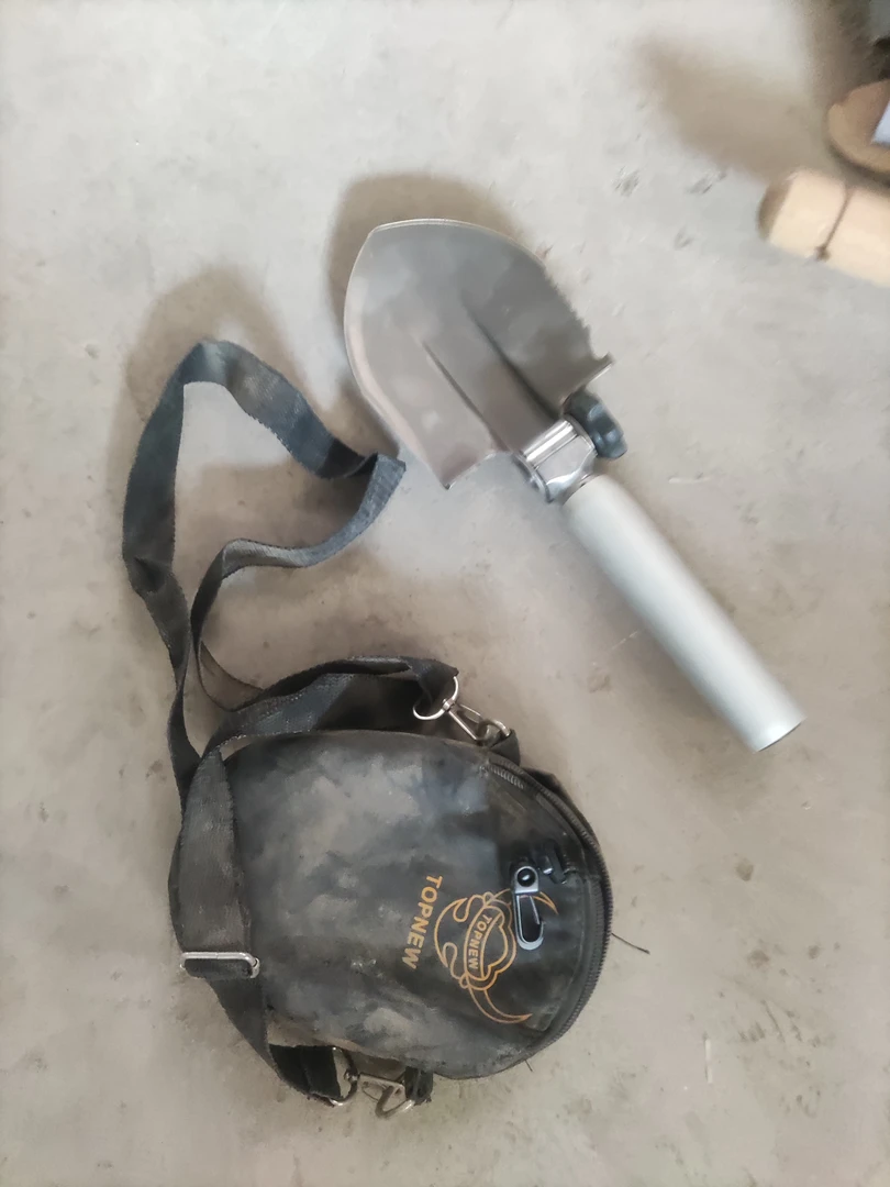 直播间拓荒牛工兵铲