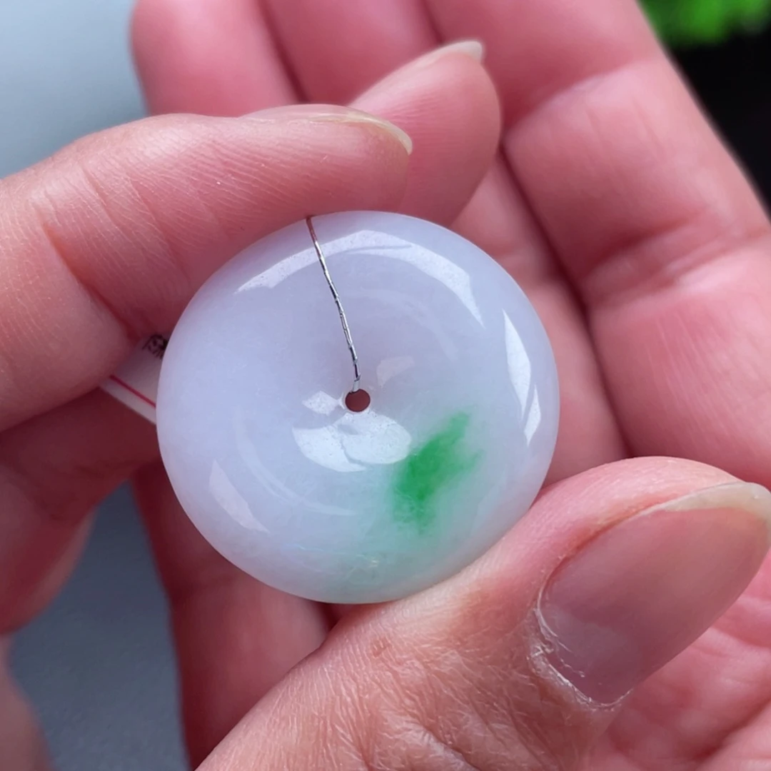 颈饰未镶嵌翡翠平安扣