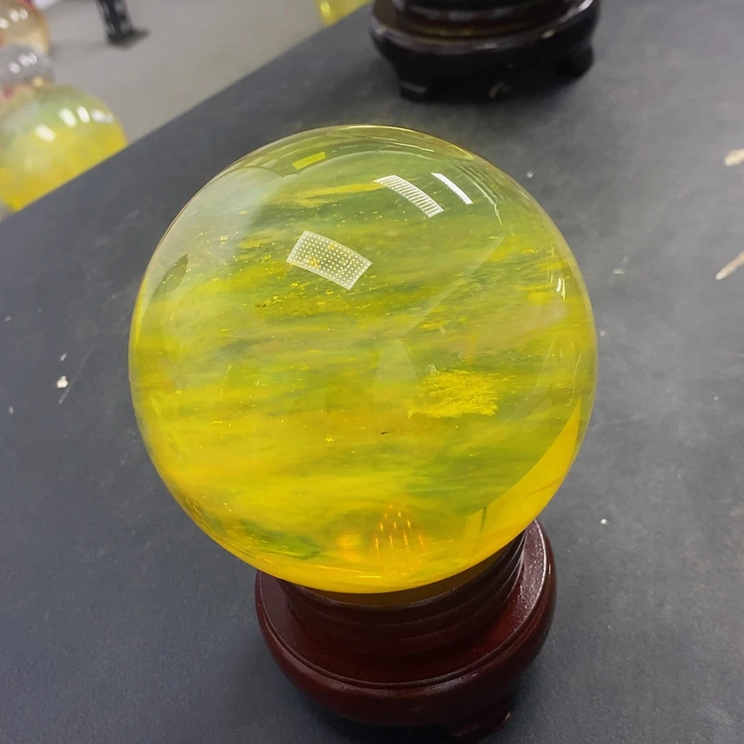 成***妈石材10公分黄水摆件