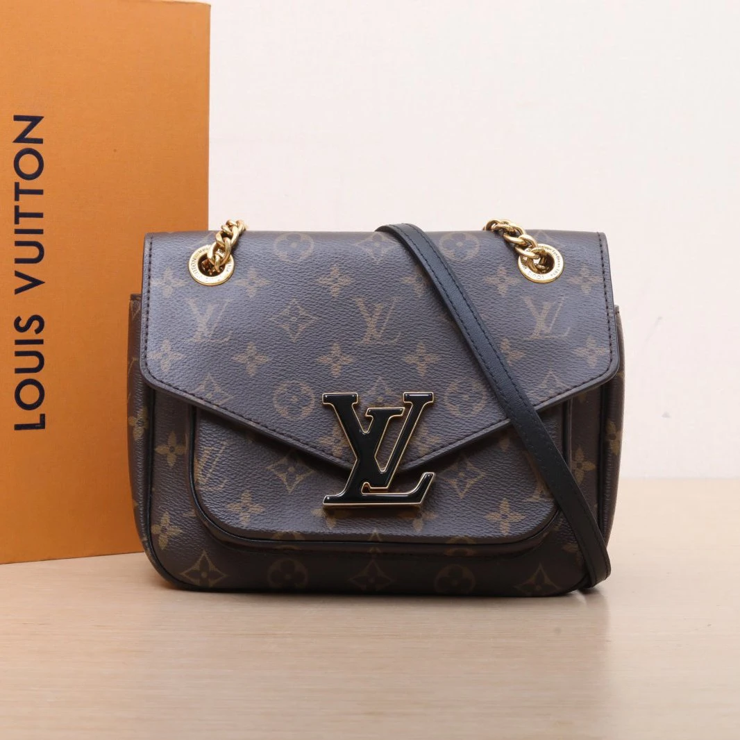 95新 LouisVuitton/路易威登 【娇】活动链条邮差包PVC芯片 173999