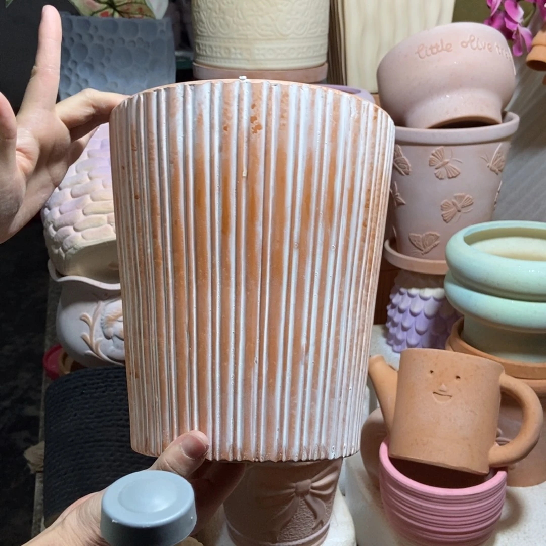 20×22复古直纹盆1个