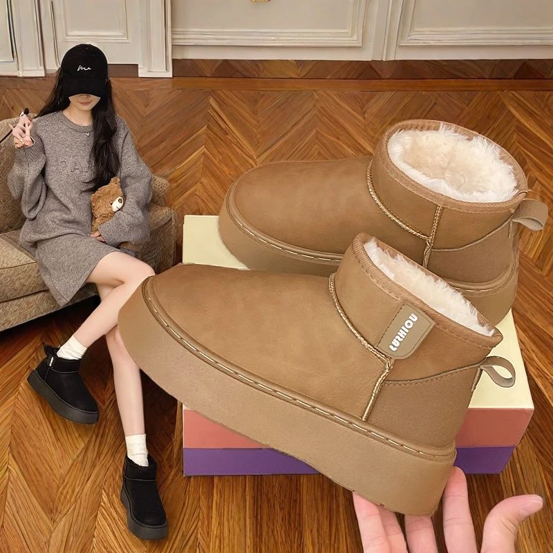 保暖冬季防水短筒中帮时尚雪地靴女厚底防滑一脚蹬加厚防寒女棉鞋