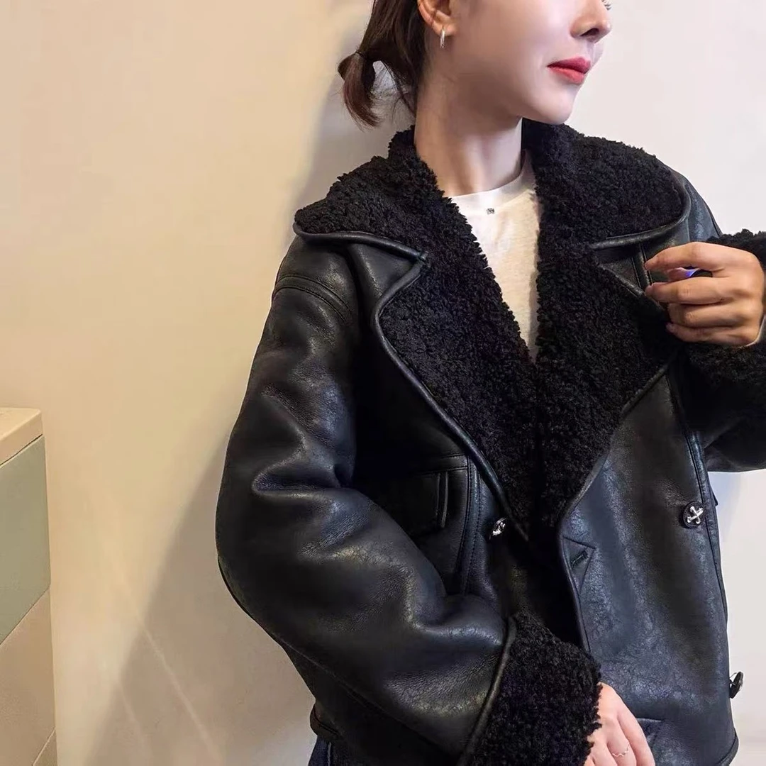 2025冬季新款短款翻领短外套气质休闲上衣女百搭