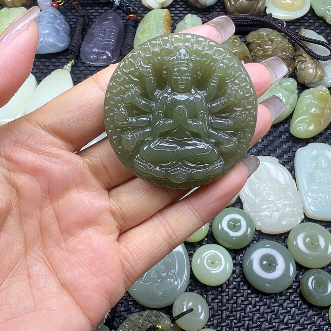 和田玉未镶嵌吊坠(不含链)清货，不退不换，卡50