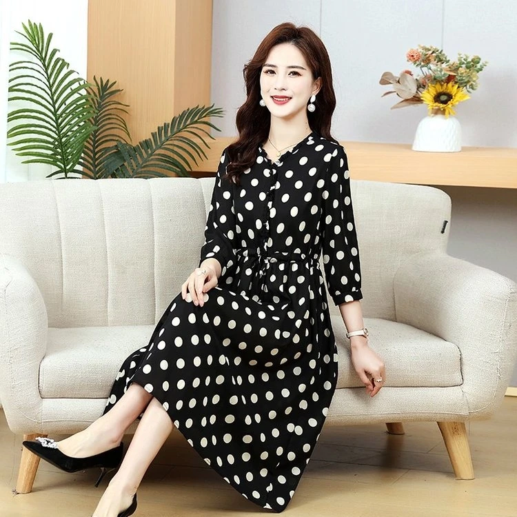 年轻妈妈七分袖夏季中长款连衣裙洋气中老年显瘦气质收腰裙子夏季