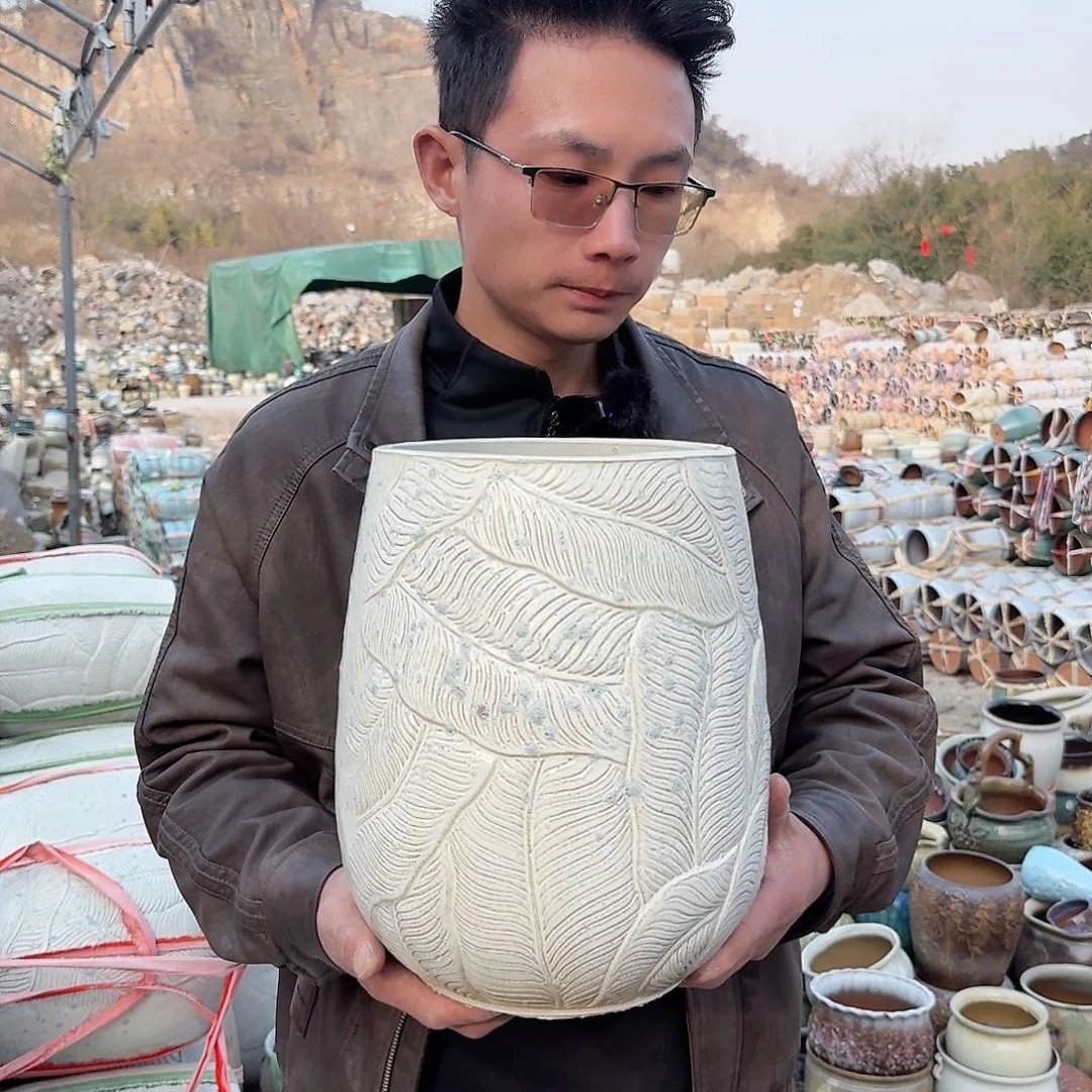 紫砂花盆口21高30（一个芭蕉叶白色