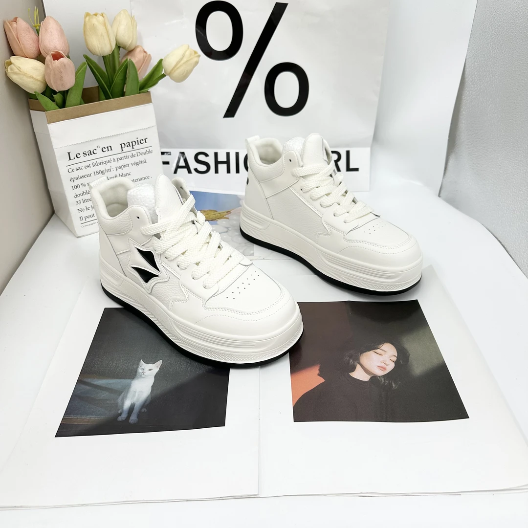 新款气质休闲百搭女士休闲鞋B/LSLE/15A530