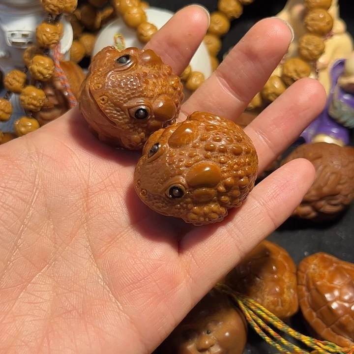 手串/手链橄榄核大榄金蟾