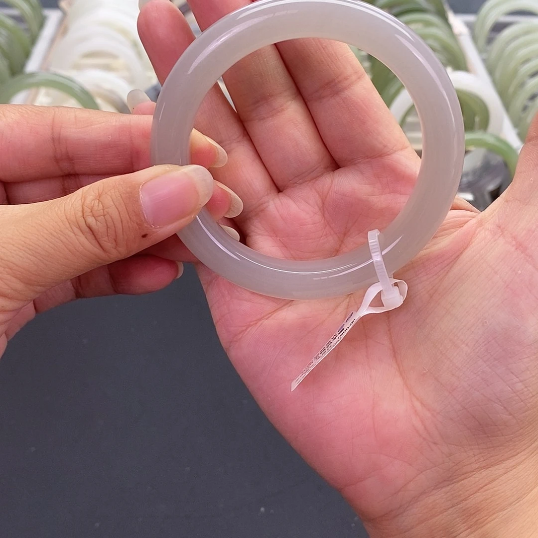 未镶嵌和田玉珠宝奇石和田玉手镯56.57