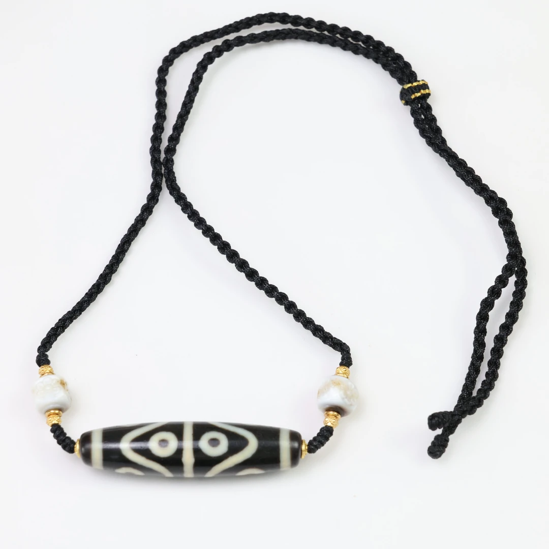 水纹八眼玛瑙项链 锁骨链 男女同款主珠尺寸约51*13mm