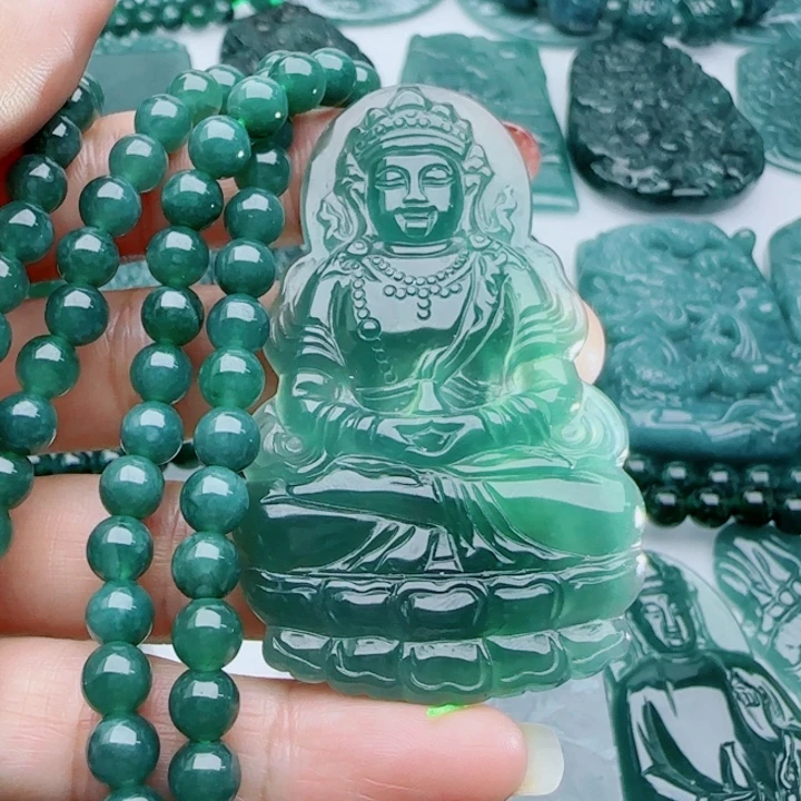 翡翠未镶嵌颈饰多样性发货天然A货翡翠