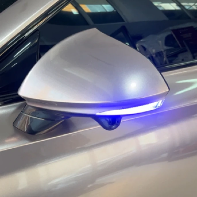 名爵7专用替换一抹蓝