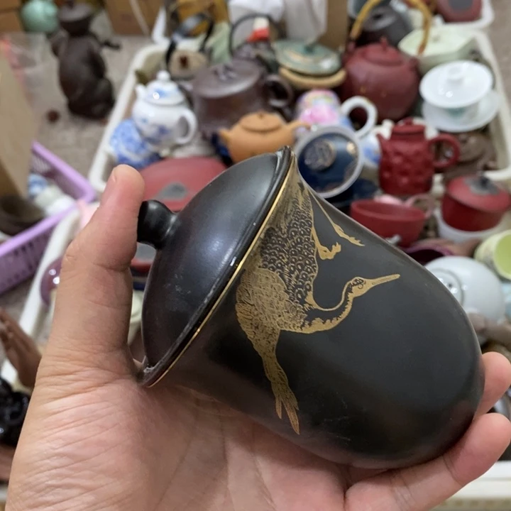 陶瓷艺术品及陶瓷壶