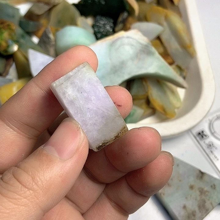 奧***）翡翠散珠天然翡翠A货挂件