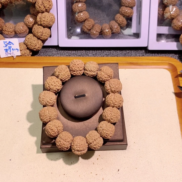 吊坠文玩核桃z***z1 yhjjjjjjkk