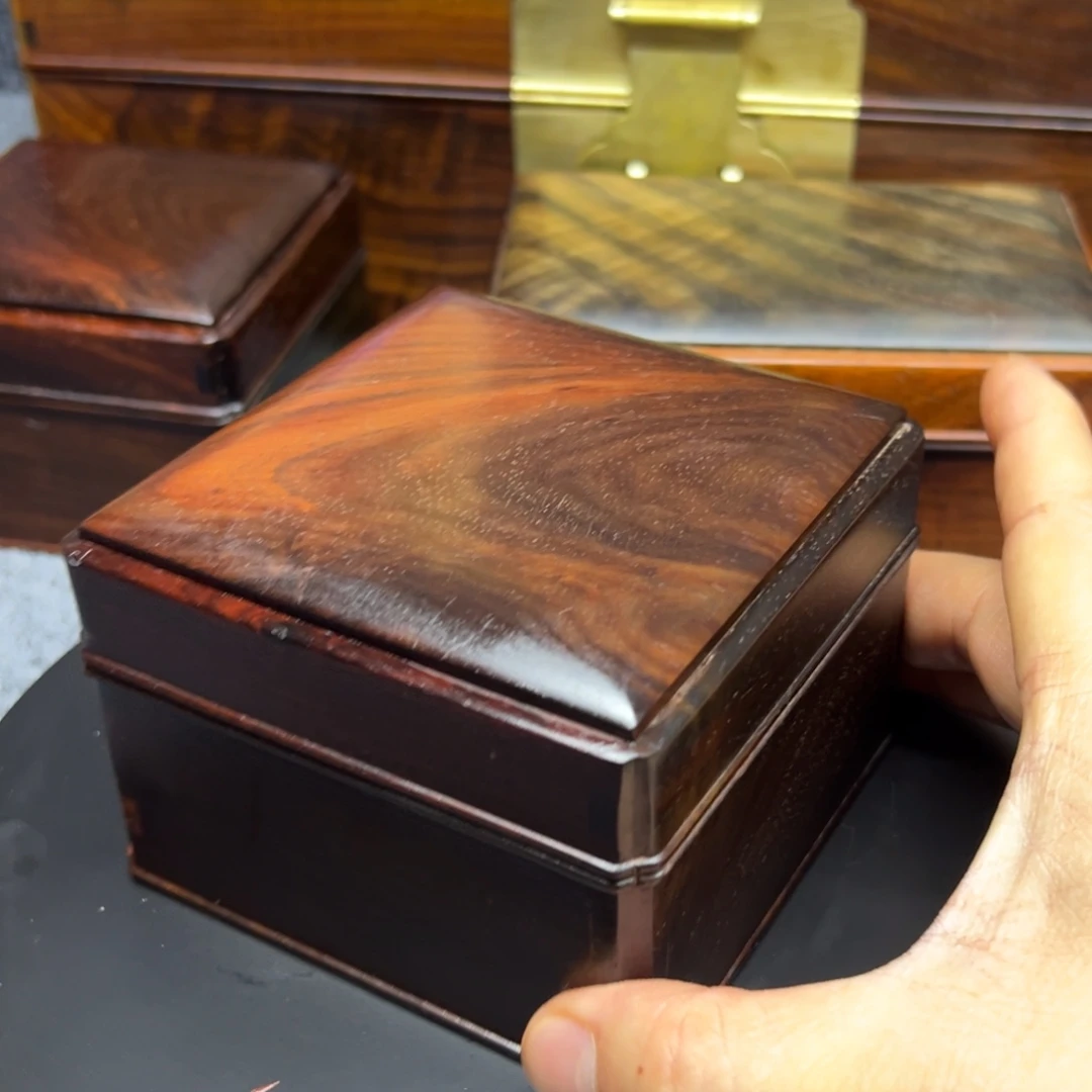 木老挝大红酸枝首饰盒10×10×7