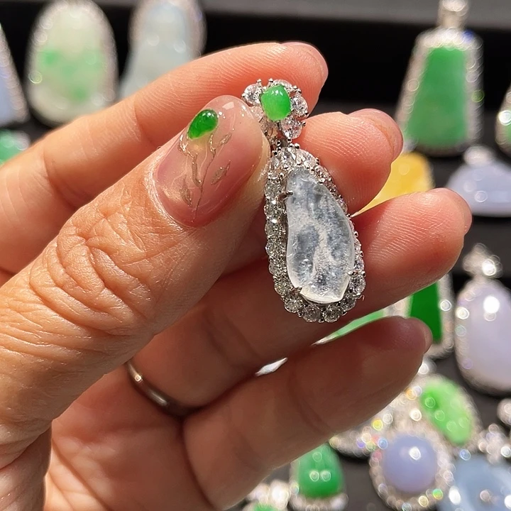 S****翡翠银S925镶嵌颈饰