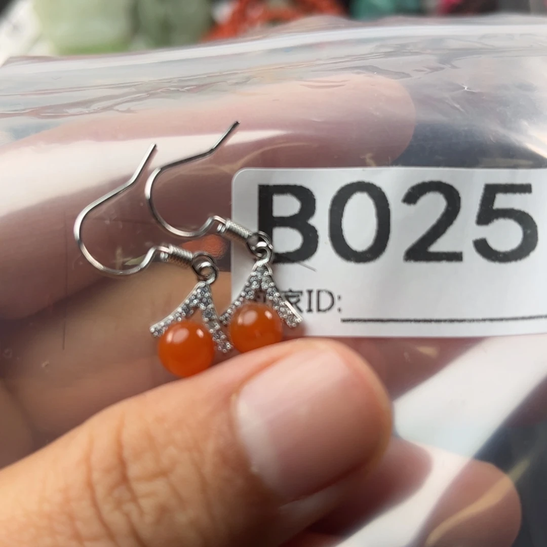 南红玛瑙未镶嵌珠宝奇石