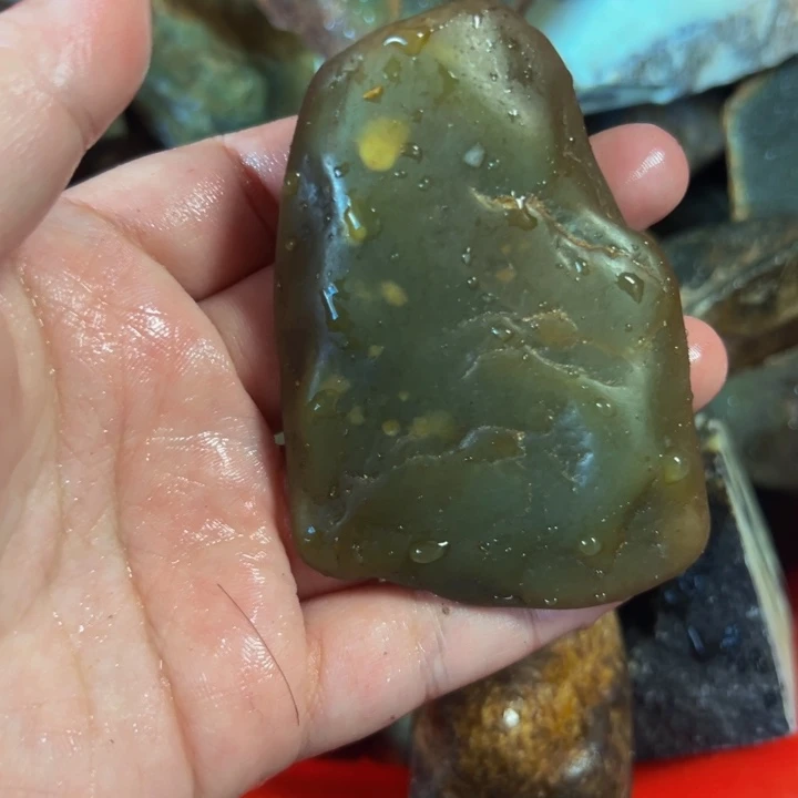 和田玉未镶嵌珠宝奇石