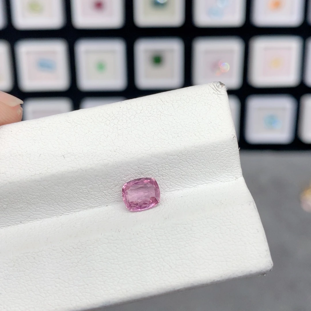 尖晶石裸石未镶嵌1克拉