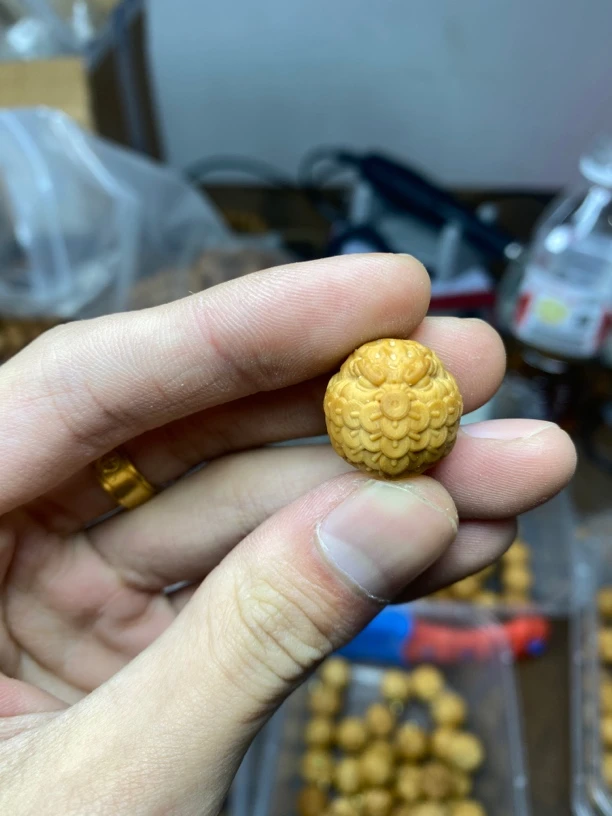 猴头手串单颗雕刻贪念