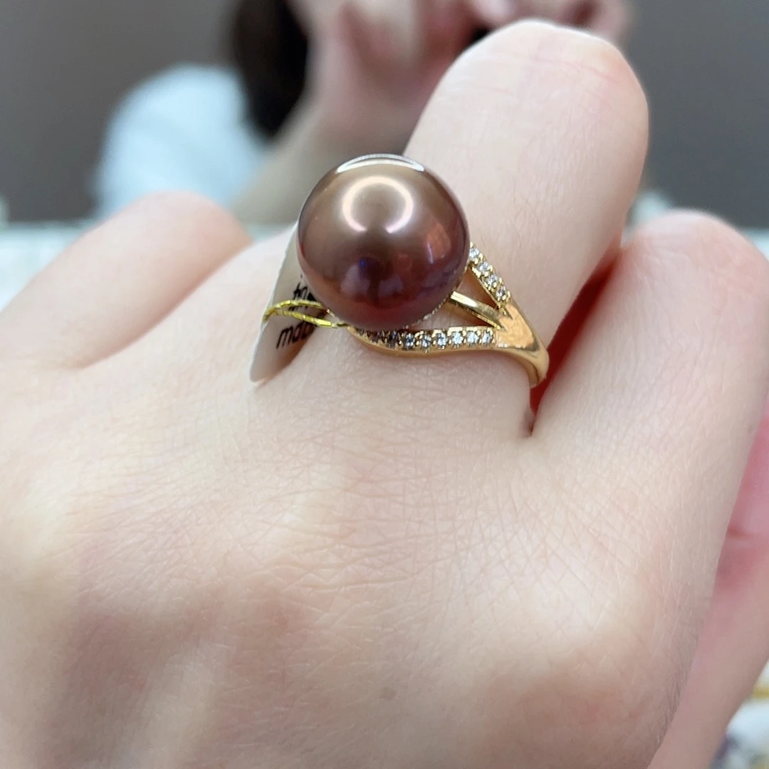 淡水珍珠吊坠(赠链)未镶嵌