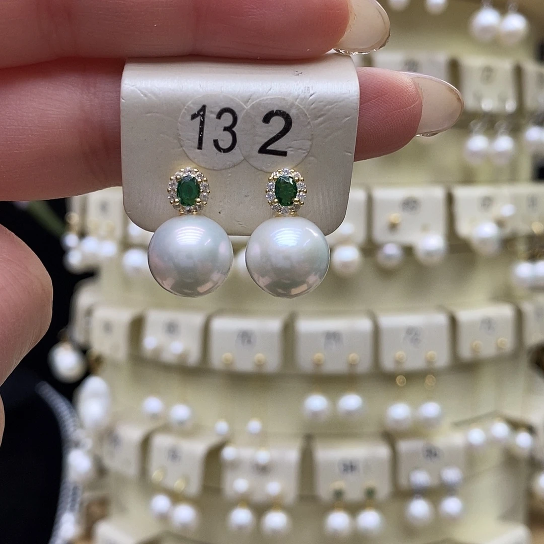 银S925镶嵌耳饰淡水珍珠